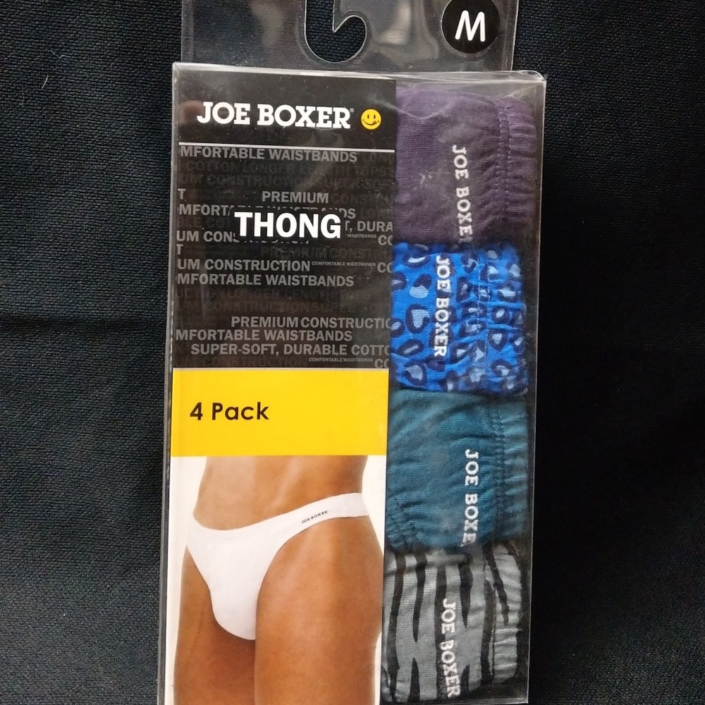 Medium Joe Boxer thong 4 pack New in Bix